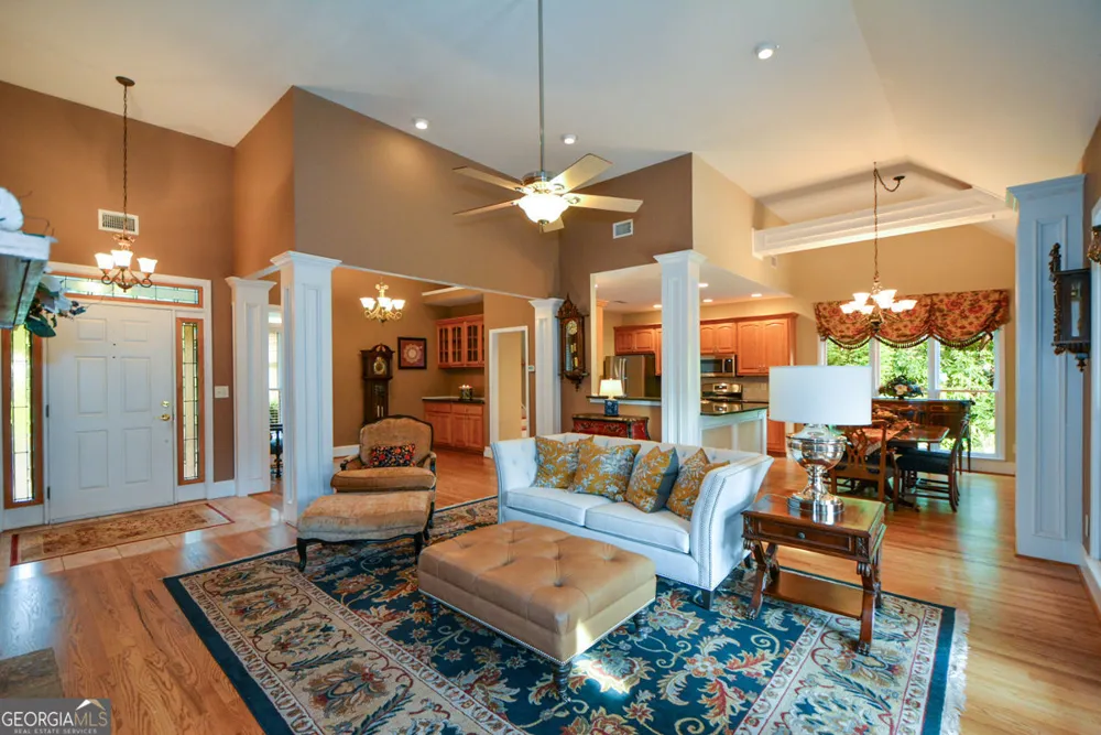 77 Tally Cove RD Jasper, GA 30143