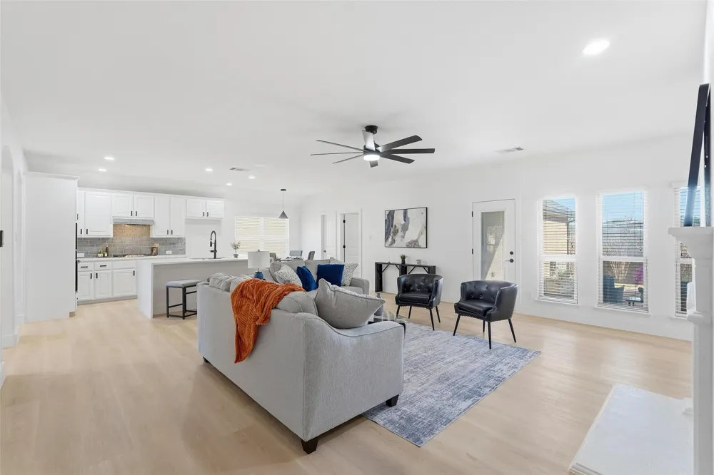 1295 White Water Lane Rockwall, TX 75087