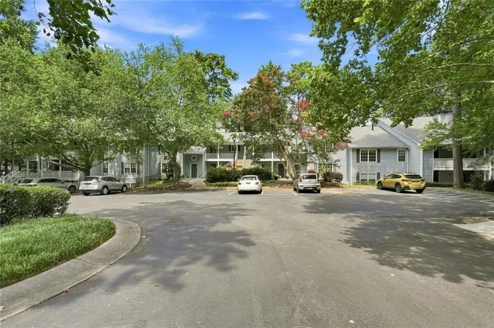 4081 Riverlook Parkway SE #207 Marietta, GA 30067
