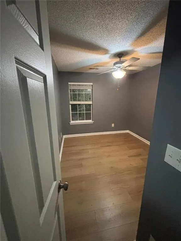 7690 Creekside Lane Riverdale, GA 30296