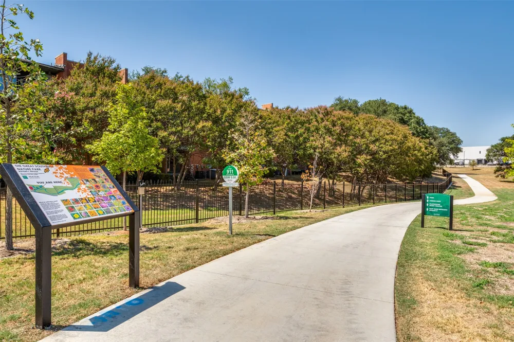 524 E Avenue J #C Grand Prairie, TX 75050