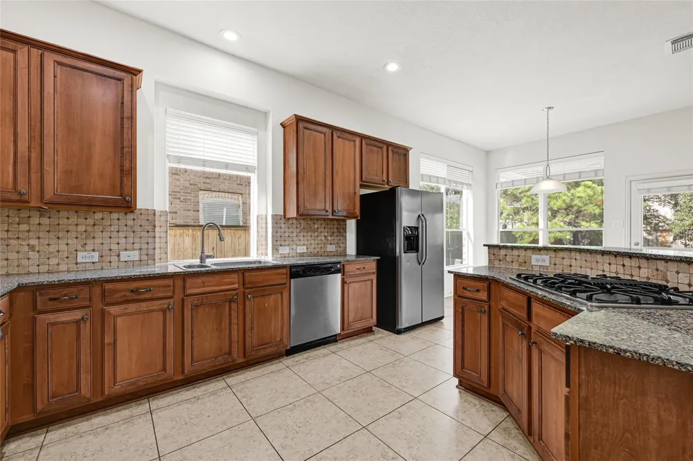 74 E Arbor Camp Circle The Woodlands, TX 77389