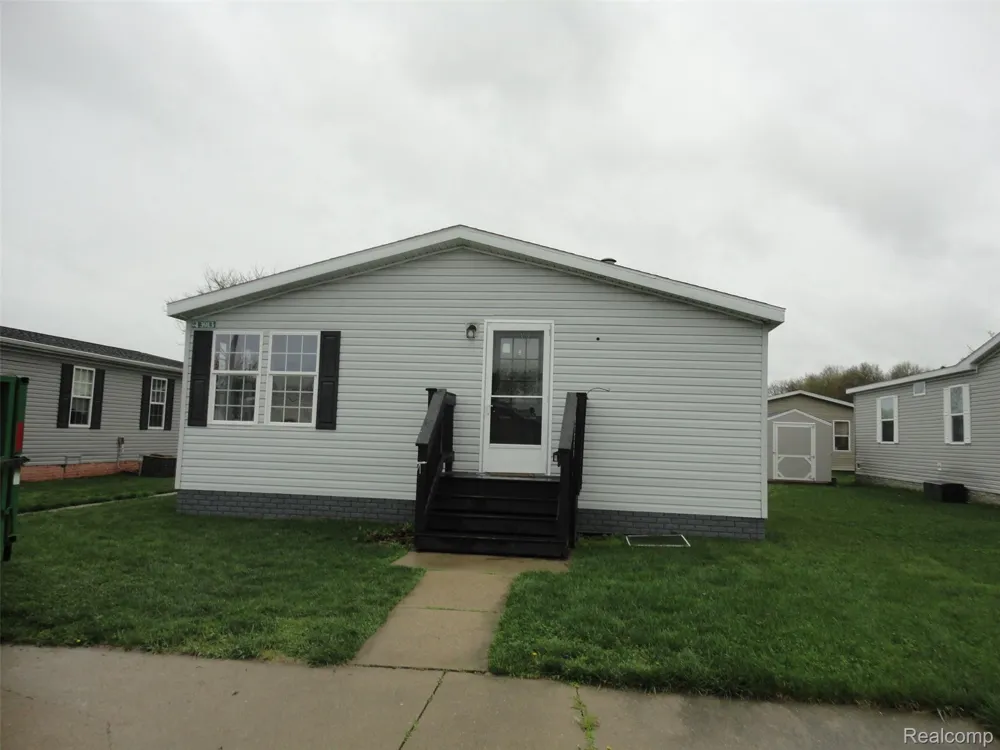 3913 Benjamin Way Raisinville Township, MI 48161