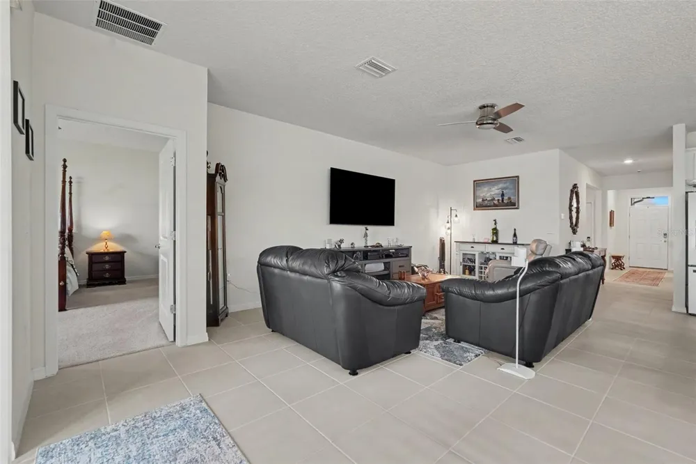 38387 SPRINGHEAD LN Zephyrhills, FL 33540