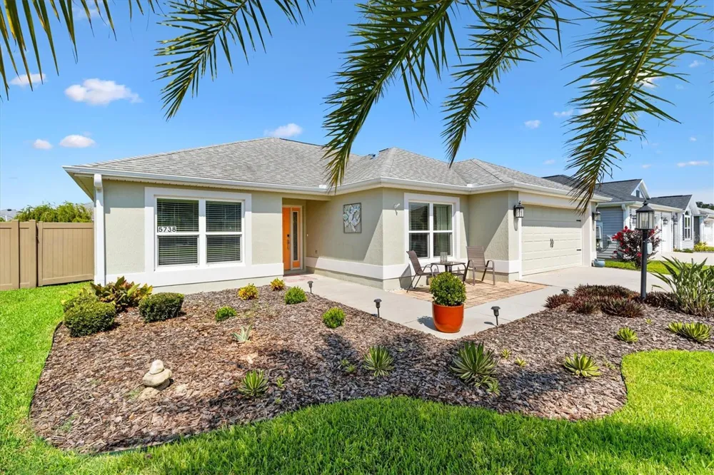 5738 CARLEY LOOP The Villages, FL 32163