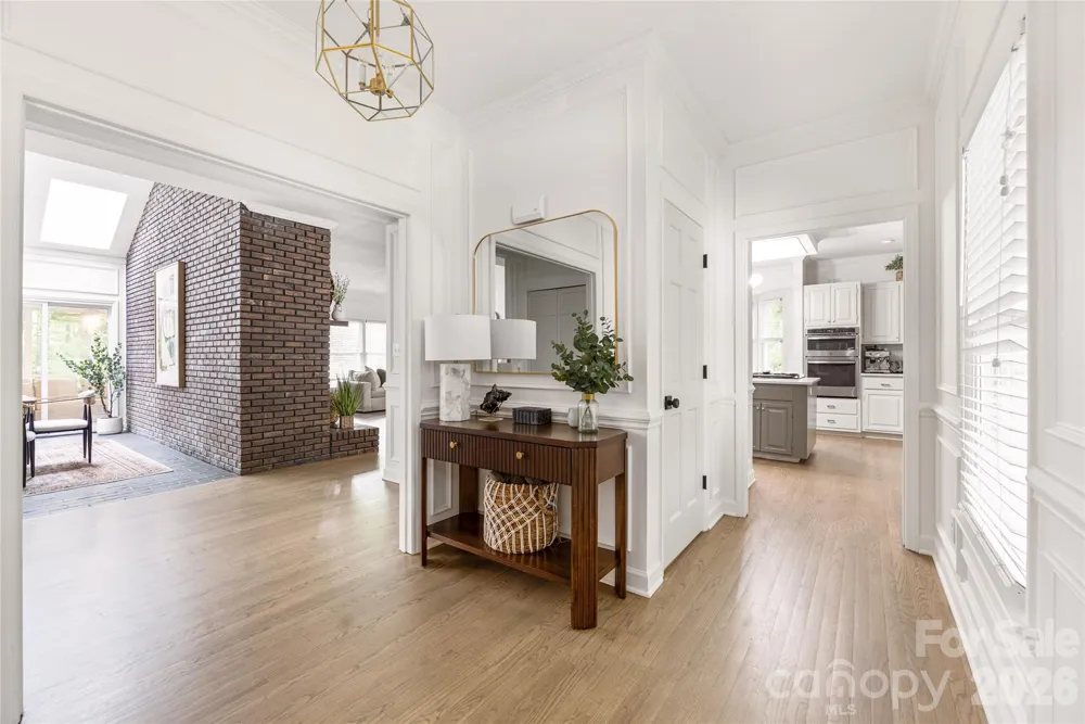 1800 Chestnut Lane Matthews, NC 28104