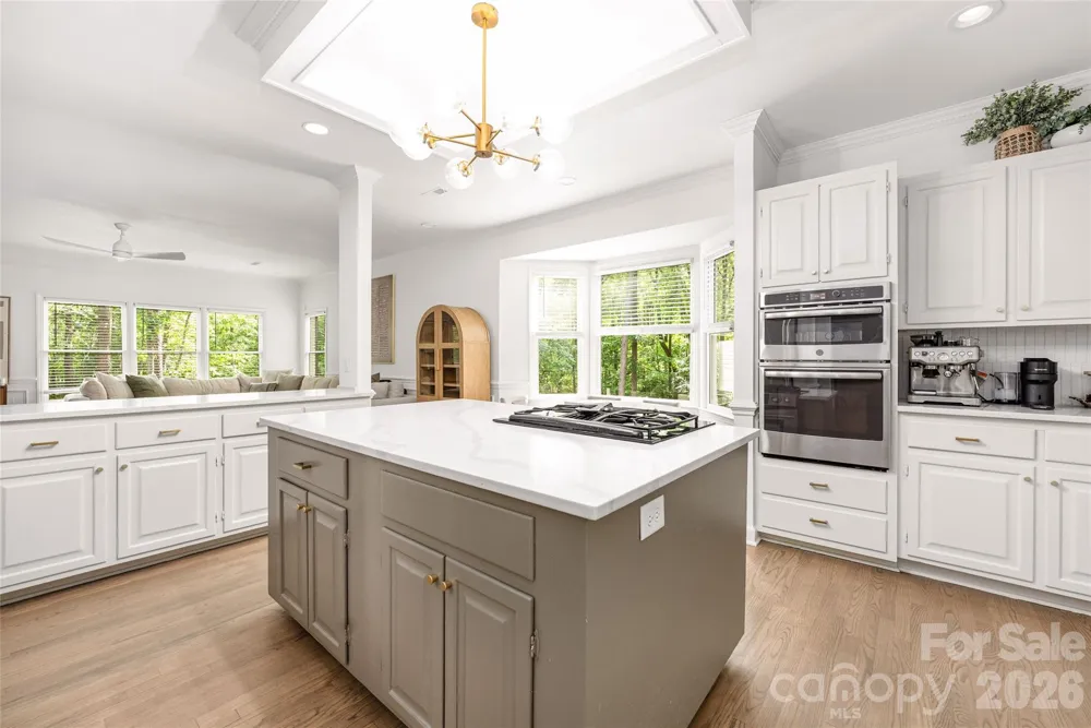 1800 Chestnut Lane Matthews, NC 28104