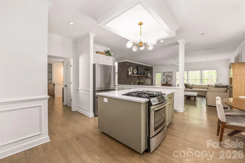 1800 Chestnut Lane Matthews, NC 28104