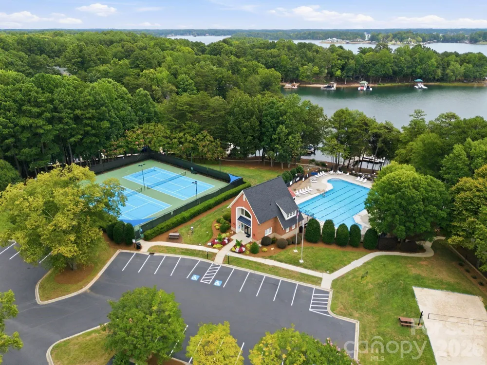 8027 Silver Jade Lane Denver, NC 28037