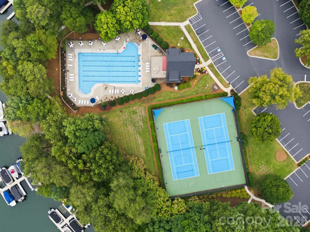 8027 Silver Jade Lane Denver, NC 28037
