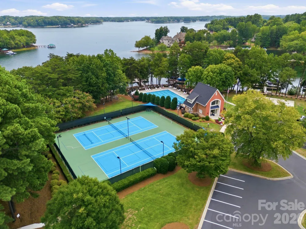 8027 Silver Jade Lane Denver, NC 28037