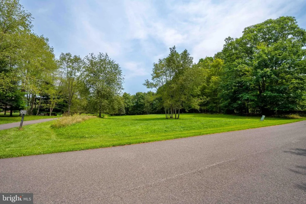 HERON COVE Oakland, MD 21550