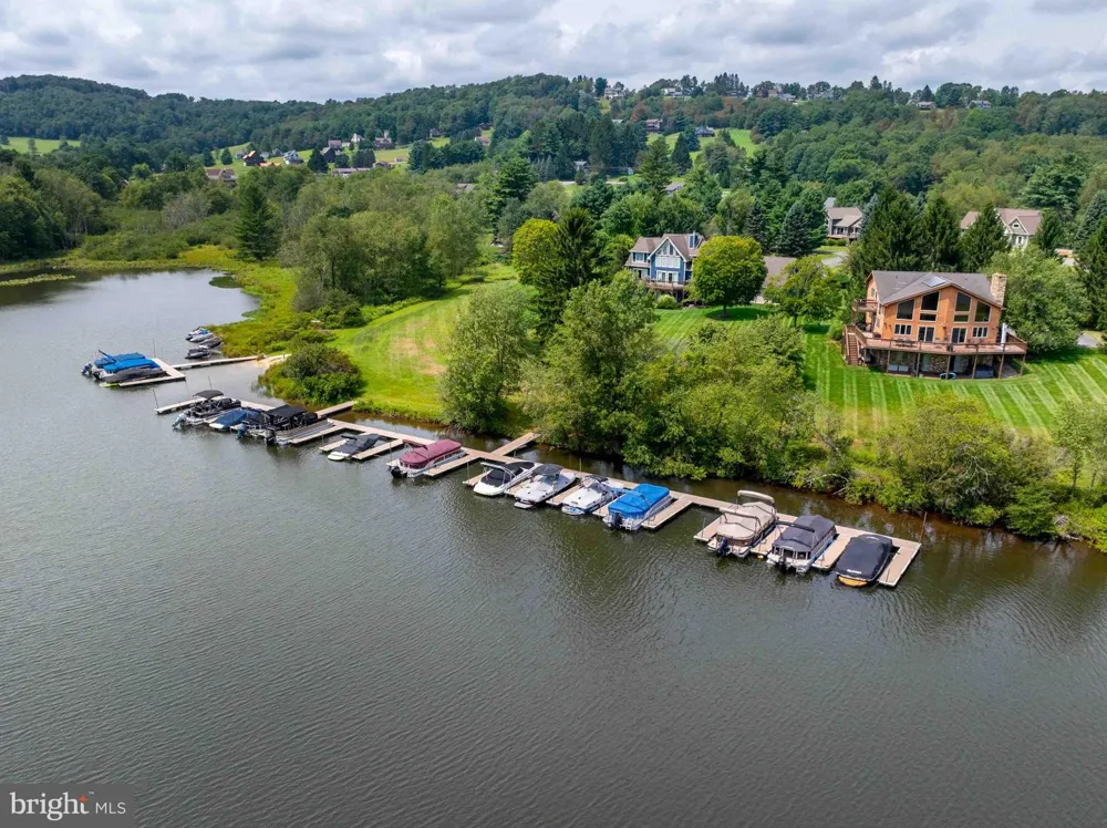 HERON COVE Oakland, MD 21550