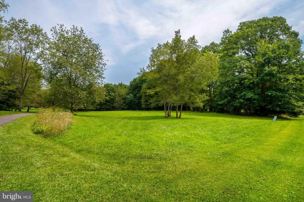 HERON COVE Oakland, MD 21550