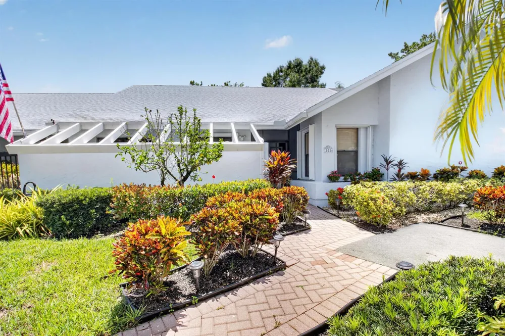 10884 LAKE FRONT PLACE Boca Raton, FL 33498