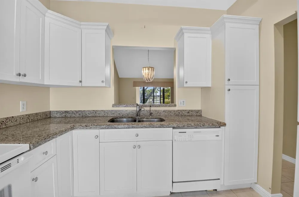 10884 LAKE FRONT PLACE Boca Raton, FL 33498