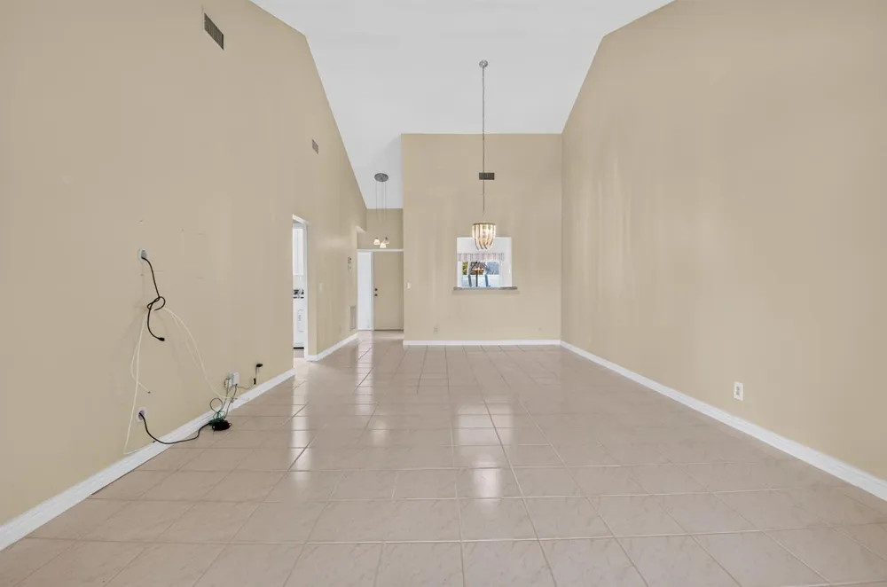 10884 LAKE FRONT PLACE Boca Raton, FL 33498