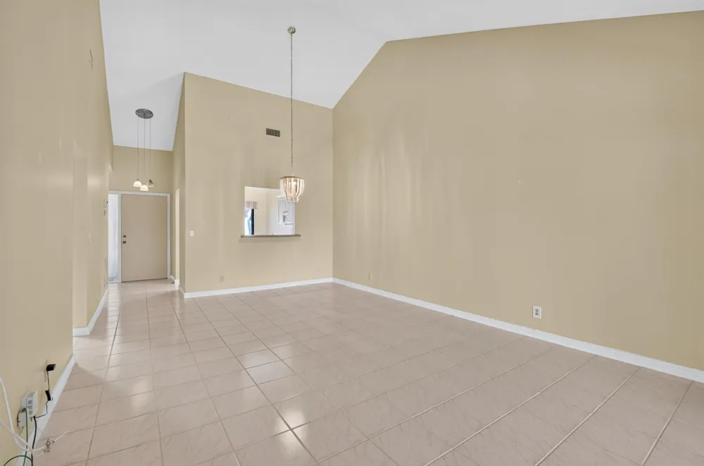 10884 LAKE FRONT PLACE Boca Raton, FL 33498