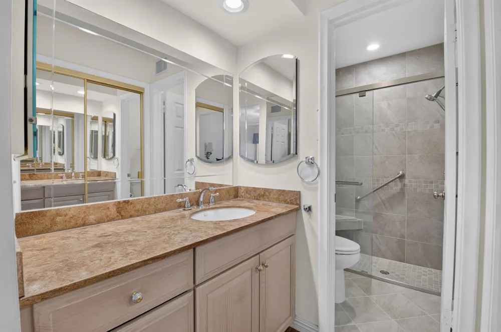 10884 LAKE FRONT PLACE Boca Raton, FL 33498