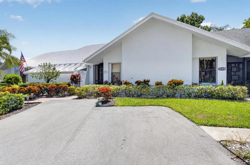 10884 LAKE FRONT PLACE Boca Raton, FL 33498