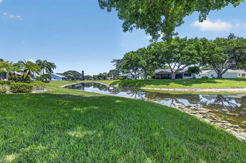 10884 LAKE FRONT PLACE Boca Raton, FL 33498