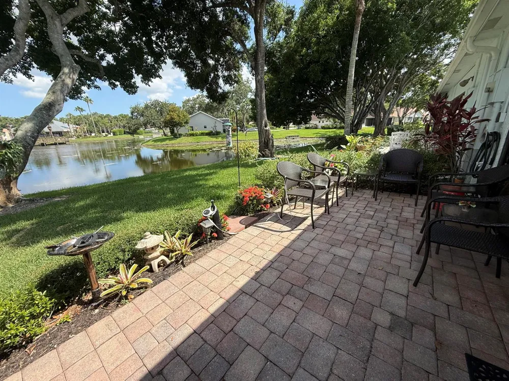 10884 LAKE FRONT PLACE Boca Raton, FL 33498