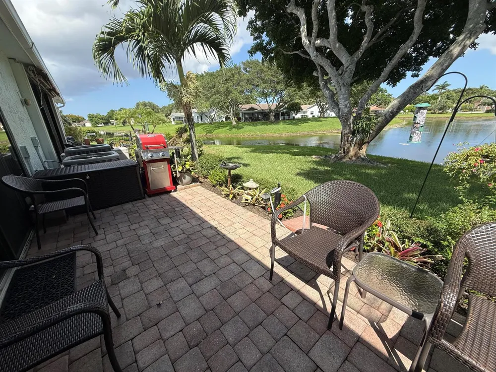 10884 LAKE FRONT PLACE Boca Raton, FL 33498