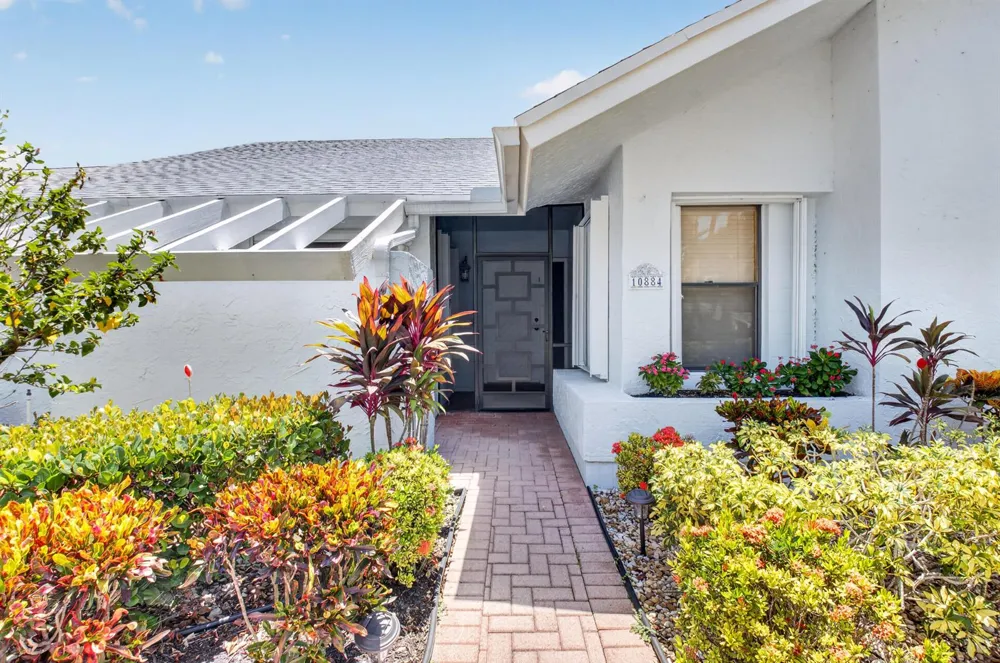 10884 LAKE FRONT PLACE Boca Raton, FL 33498