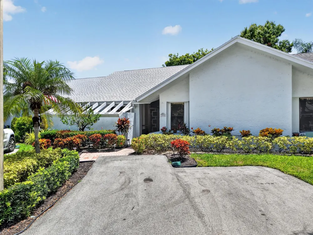 10884 LAKE FRONT PLACE Boca Raton, FL 33498