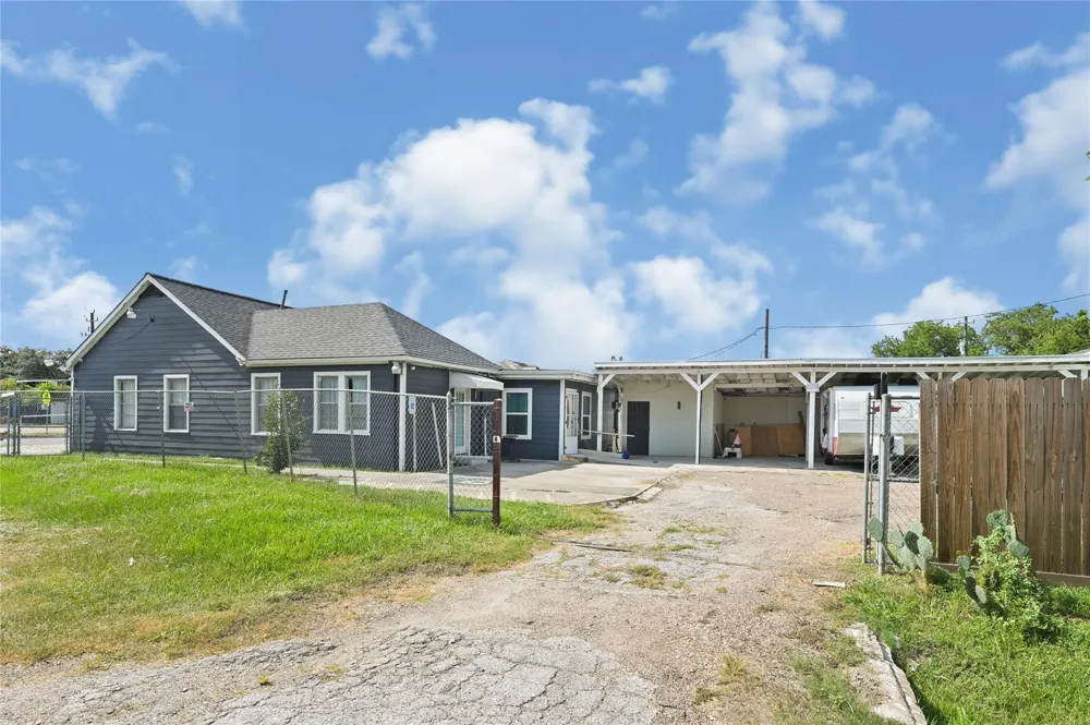 3731 Reveille Street Houston, TX 77087