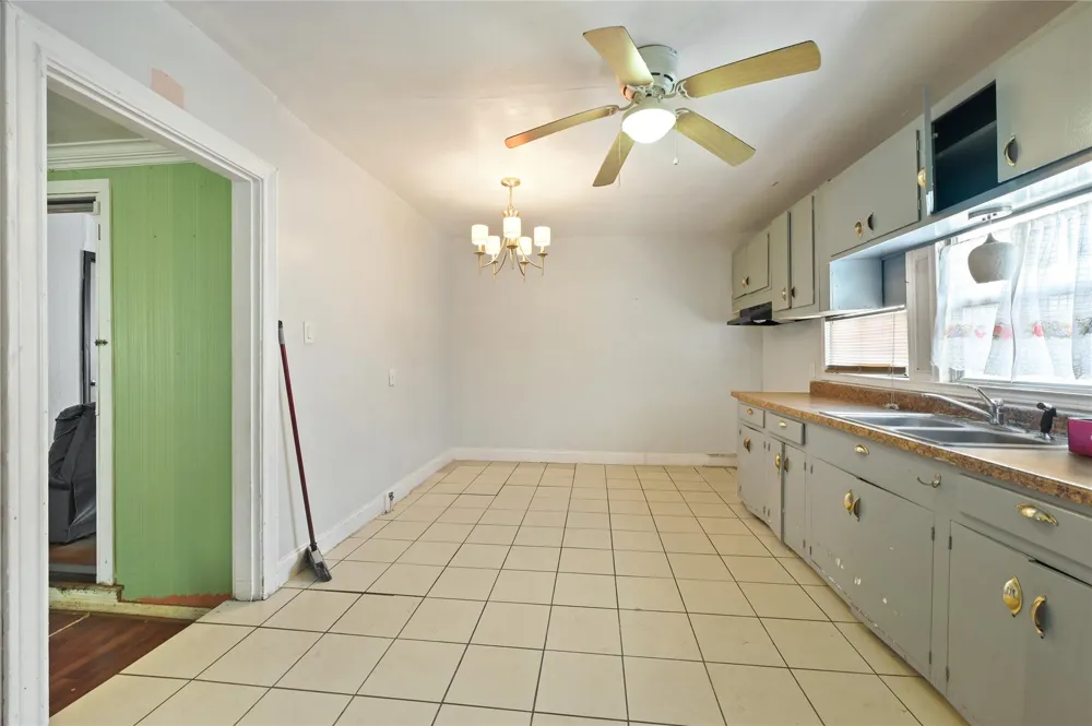 3731 Reveille Street Houston, TX 77087
