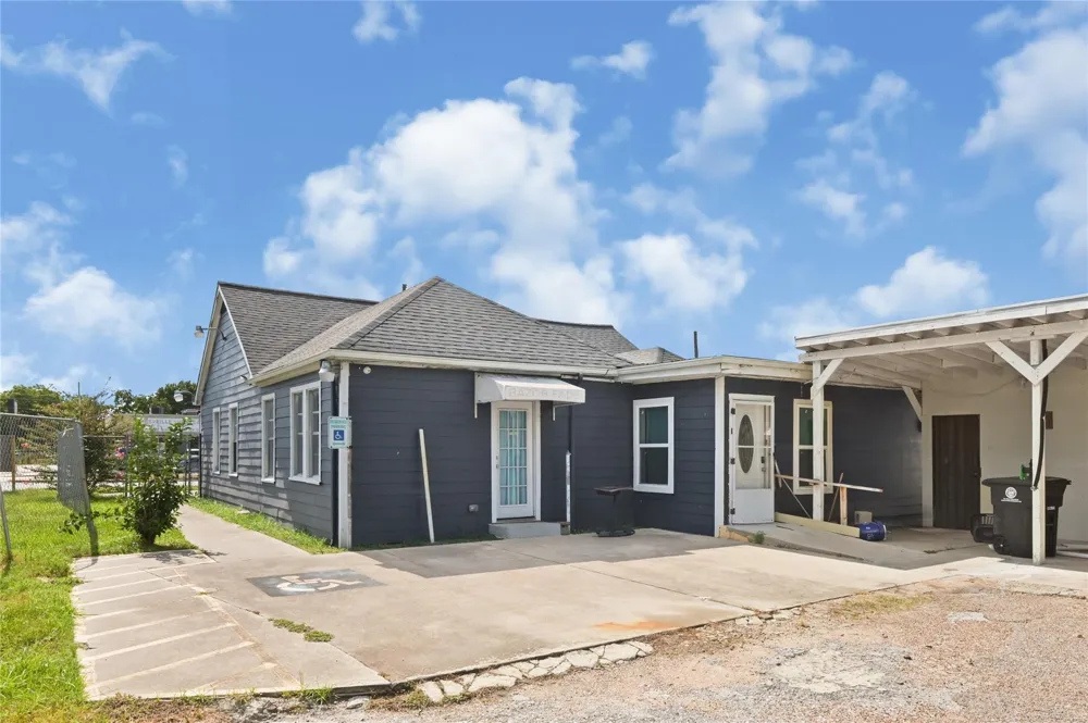 3731 Reveille Street Houston, TX 77087