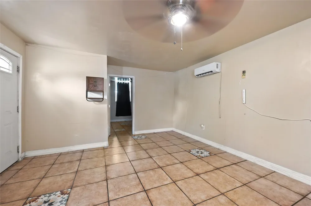 3731 Reveille Street Houston, TX 77087