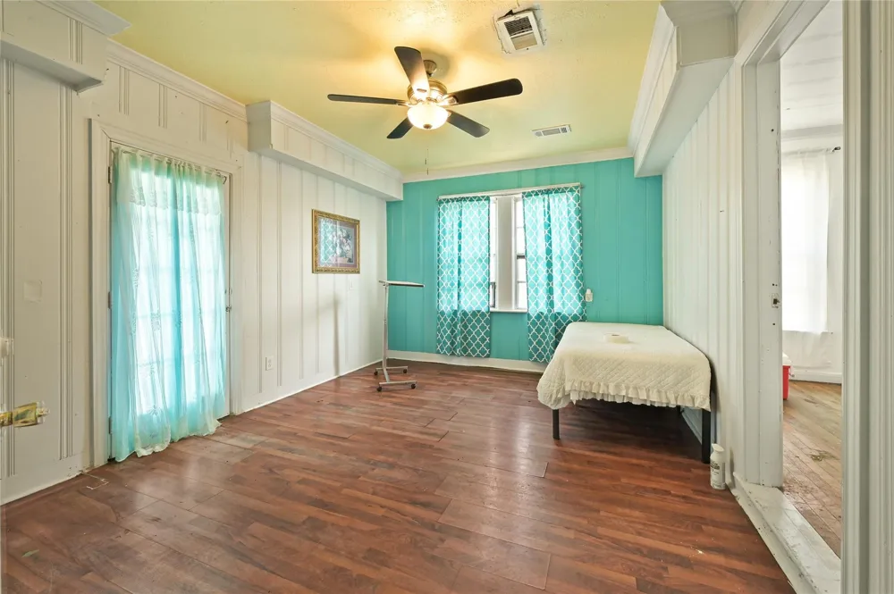 3731 Reveille Street Houston, TX 77087