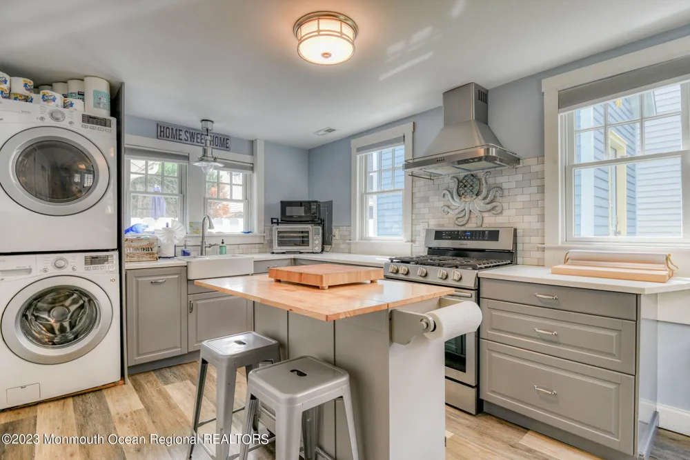 88 Broadway Ocean Grove, NJ 07756