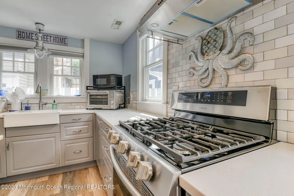 88 Broadway Ocean Grove, NJ 07756