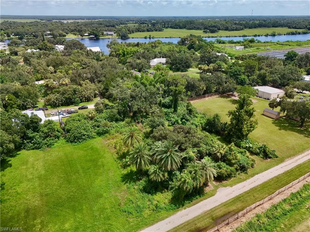Address Not Shown Alva, FL 33920