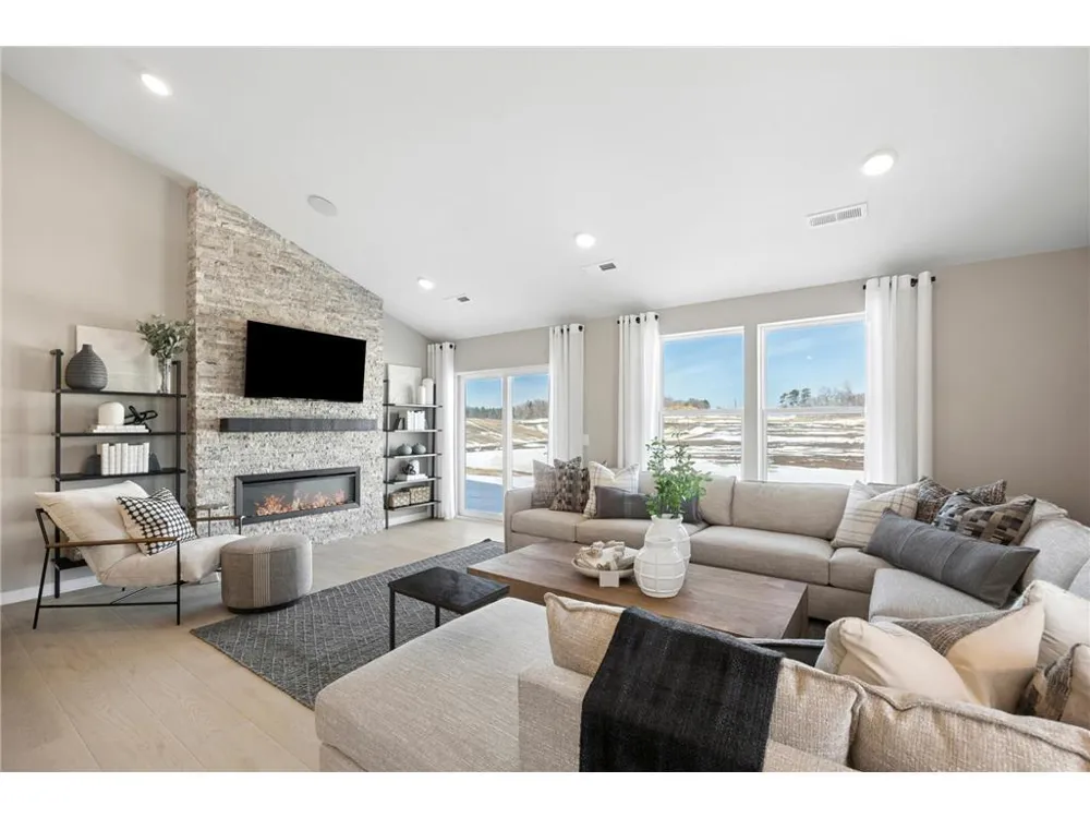 4110 Ramsay Way Waconia, MN 55387