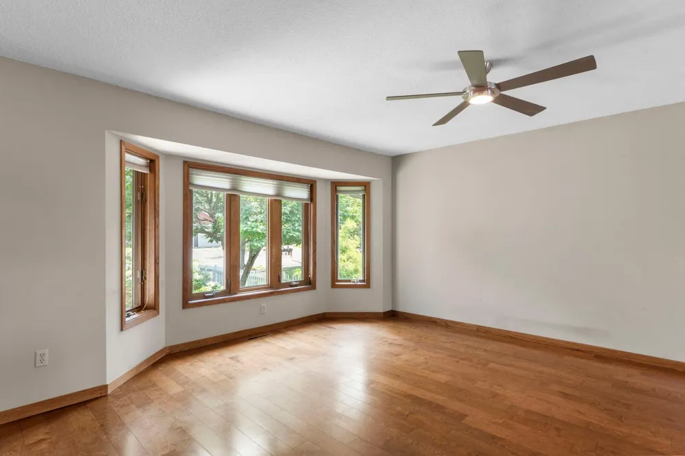 9836 Ilex Street NW Coon Rapids, MN 55433