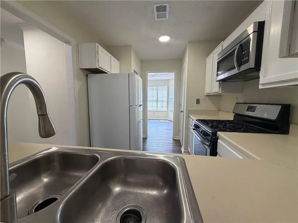 3201 Long Iron Drive Lawrenceville, GA 30044