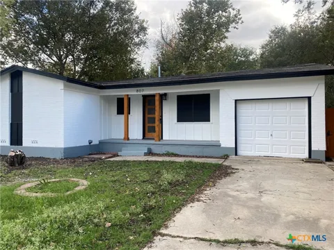 807 Sandy Court