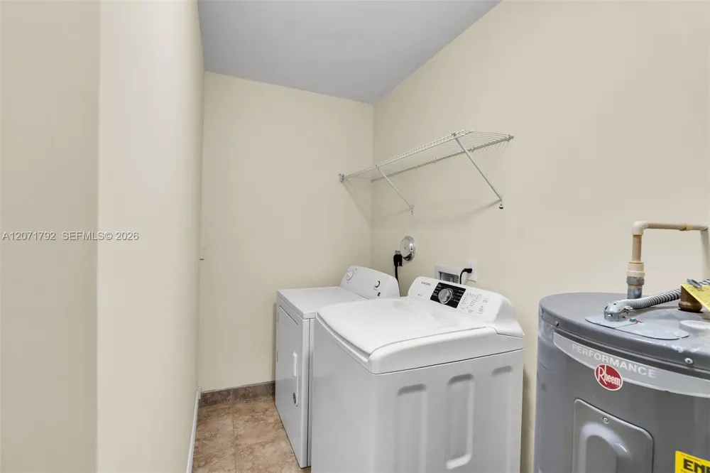 30 Seagate Blvd Key Largo, FL 33037