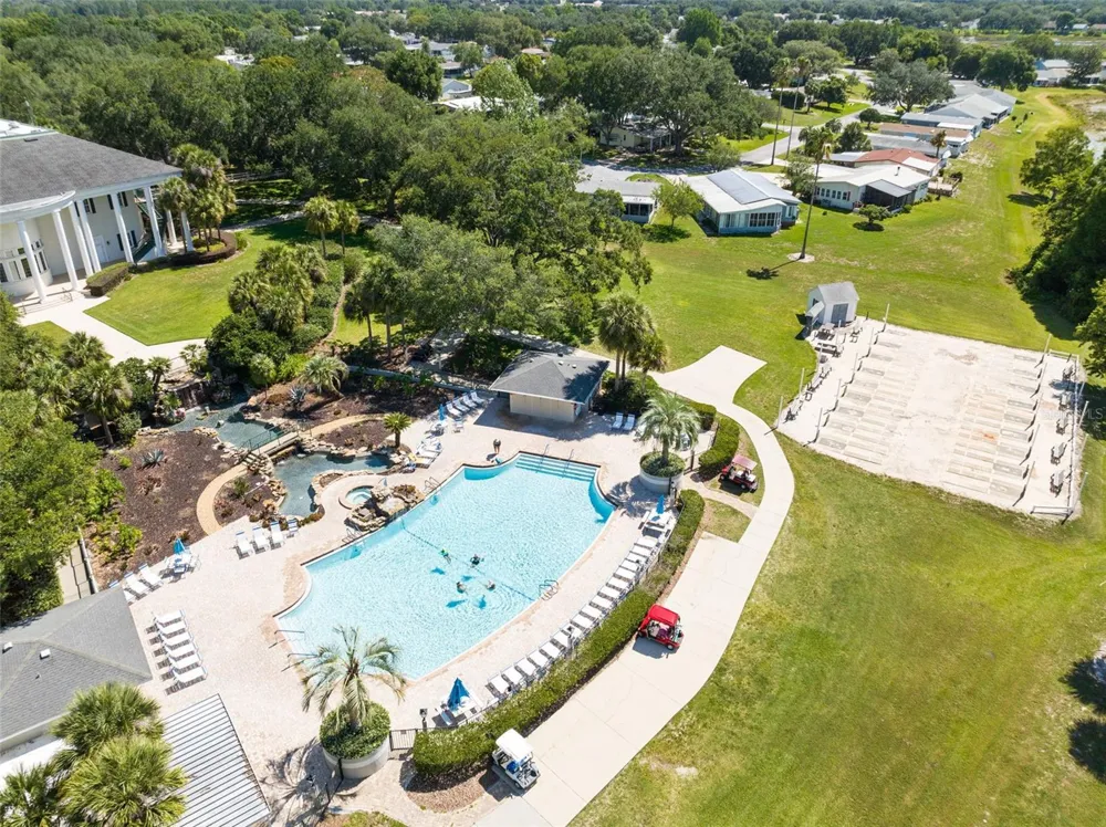 4960 HERON RUN CIRCLE Leesburg, FL 34748