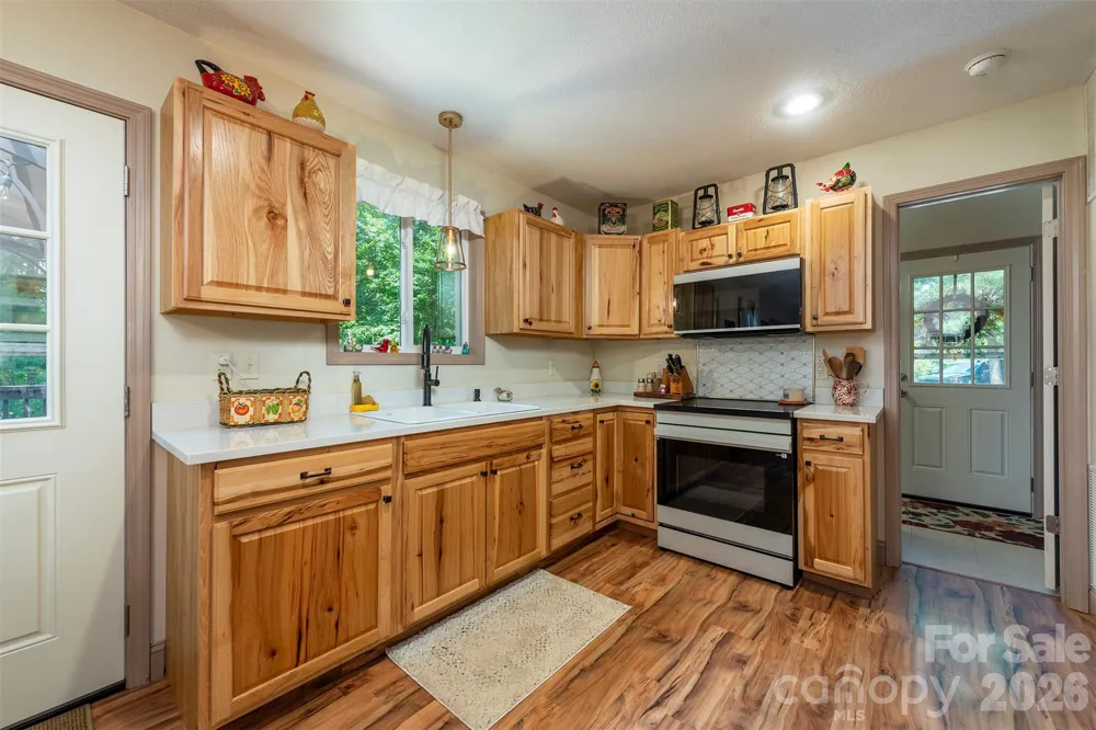 4895 Hudlow Road Union Mills, NC 28167