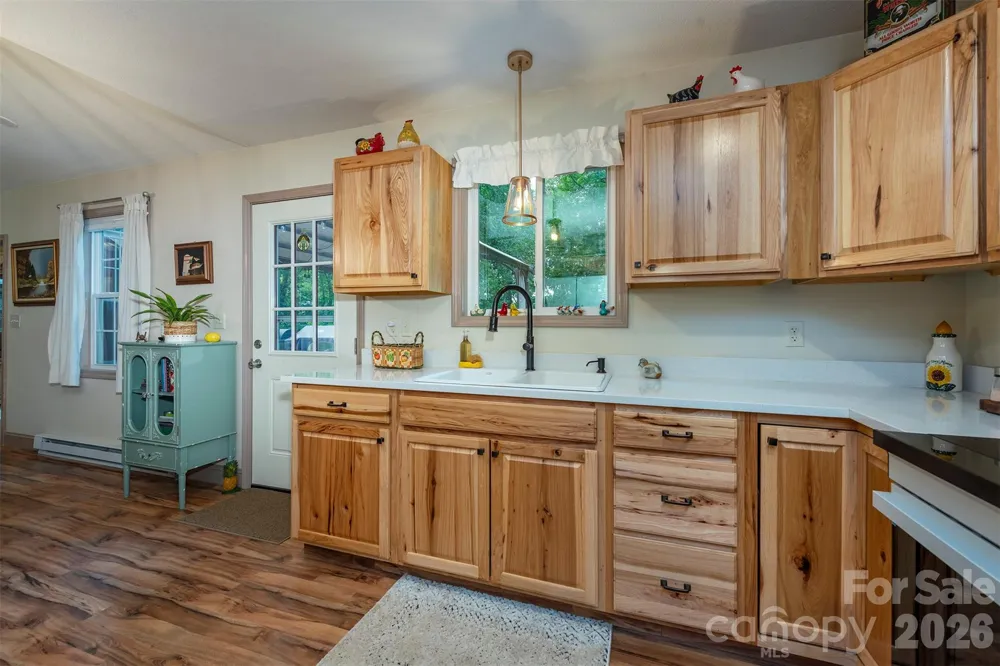 4895 Hudlow Road Union Mills, NC 28167