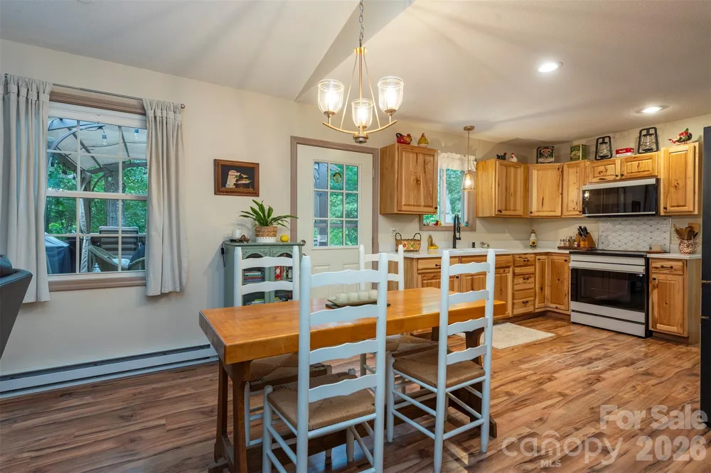 4895 Hudlow Road Union Mills, NC 28167