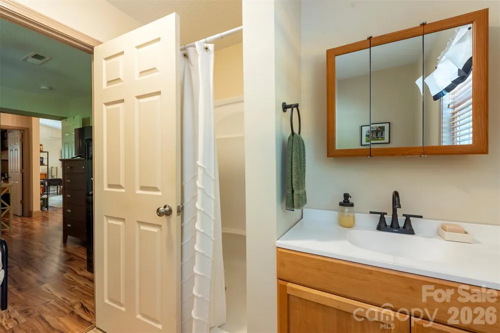 4895 Hudlow Road Union Mills, NC 28167
