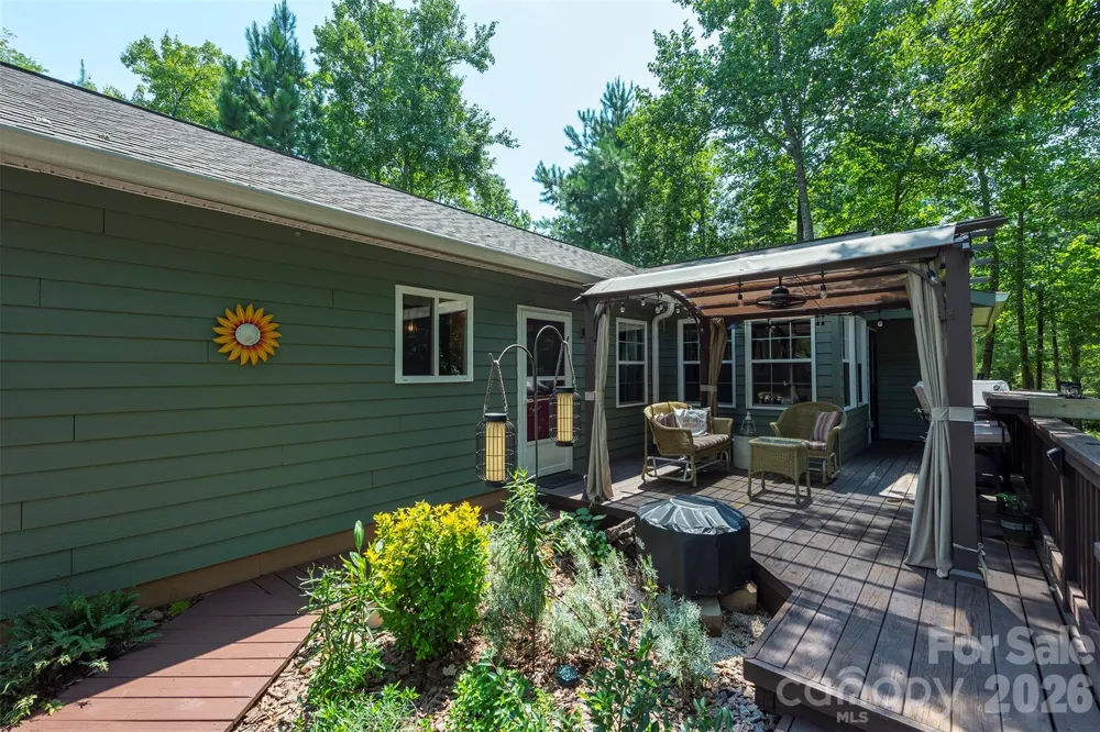 4895 Hudlow Road Union Mills, NC 28167
