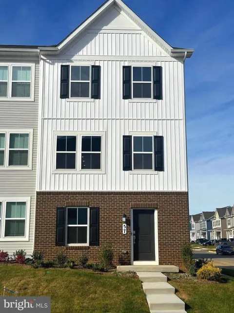57 BROOKFIELD MEWS