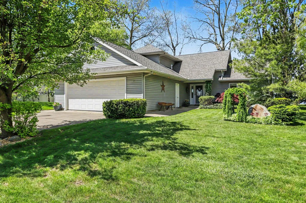 930 Nature Lane Kinderhook Township, MI 49255